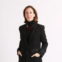 Alicia Reyes Revuelta Email & Phone Number