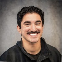 Julian Benavides Email