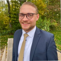 Stephan Stadelmann Email