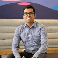 Gustavo Salinas Email