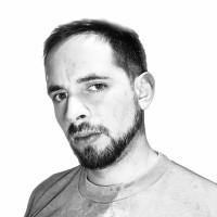 Julio Robles Email