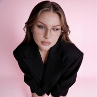 Alicja Mrówka Email