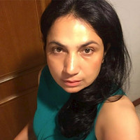 Adrianna Papell Employee Reena Gidda's profile photo
