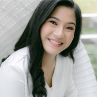 JLL Employee Selene C.'s profile photo