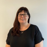 Nicole Prackert Email