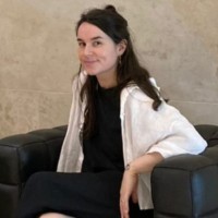 Write Arm Employee Zoé M's profile photo
