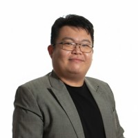 Ian Low Email