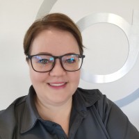 Nicolette van Den Heever Email