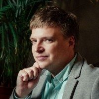 V4Scale Employee Виктор Вялов's profile photo