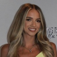 Danielle Armstrong Email