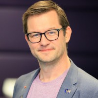 Robert Rueter Email & Phone Number