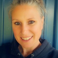 Kat R. Email & Phone Number