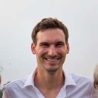 Lukas Schneider Email