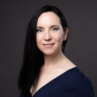 Zsanett Földesi Email