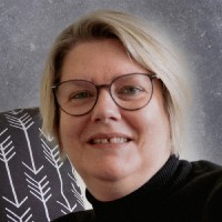 Alcedis GmbH Employee Ina Santjer-Schnabel's profile photo