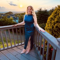 Amberlee Wojcik Email