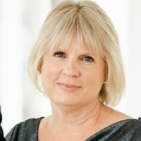 Leah Stokes Email & Phone Number