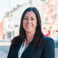RE/MAX Shoreline Employee Lauren McDermott's profile photo