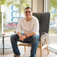 Bryan López Email