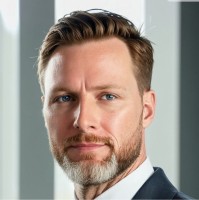 EssilorLuxottica Employee Vlad Zhirnov's profile photo