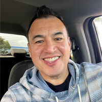 Accenture Employee Art Robles's profile photo