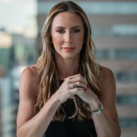 Renata Braga Pentagna Guimarães Email