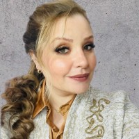 Natalia Rapesta Email