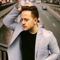 Tamas Laszlo Email