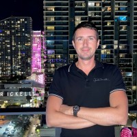 Reebelo Employee Roman Bond's profile photo