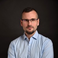 Dávid Mészáros Email