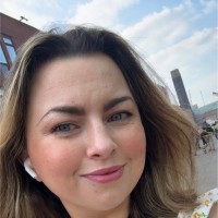 Emma Loftus Email