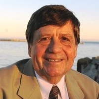 Molisse Realty Group, LLC Employee Larry Broberg's profile photo