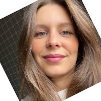 Hook Point Employee Débora Carlos's profile photo