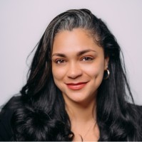 Adriana J Lopez Email