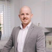 Gareth Haslam Email