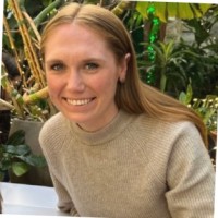 BusinessU Employee Hayley Johnson's profile photo