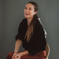 Victoria Campbell Email & Phone Number