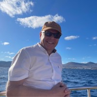 Gareth Fox Email
