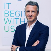 Robert Njegač Email & Phone Number
