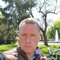 Konrad Laczko Email