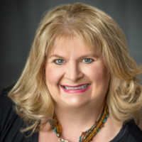 Elisabeth Lindsay Email & Phone Number