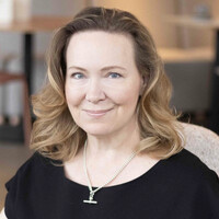 Lori Hoinkes Email & Phone Number