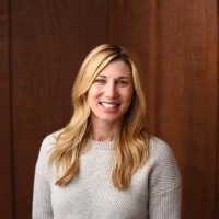 E-mail e número de telefone de Emma Clark