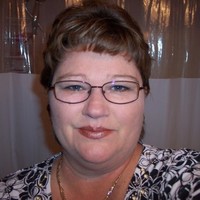 Rainbow Engraving Inc Employee Laura Farrar's profile photo