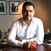 Sixteen33-Bandra Employee Shahrom Oshtori's profile photo