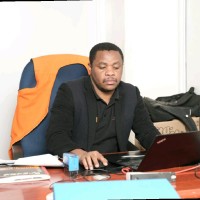Peter MacHaria Email