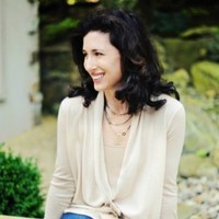 Athbeauty LLC Employee Kate Solomon's profile photo