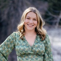 Kelsey Burgett Email & Phone Number