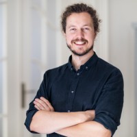 Marek Klos Email