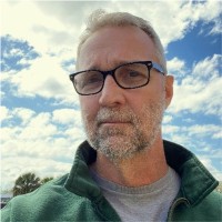 Metropolis Graphics Employee Darrell Robinson's profile photo